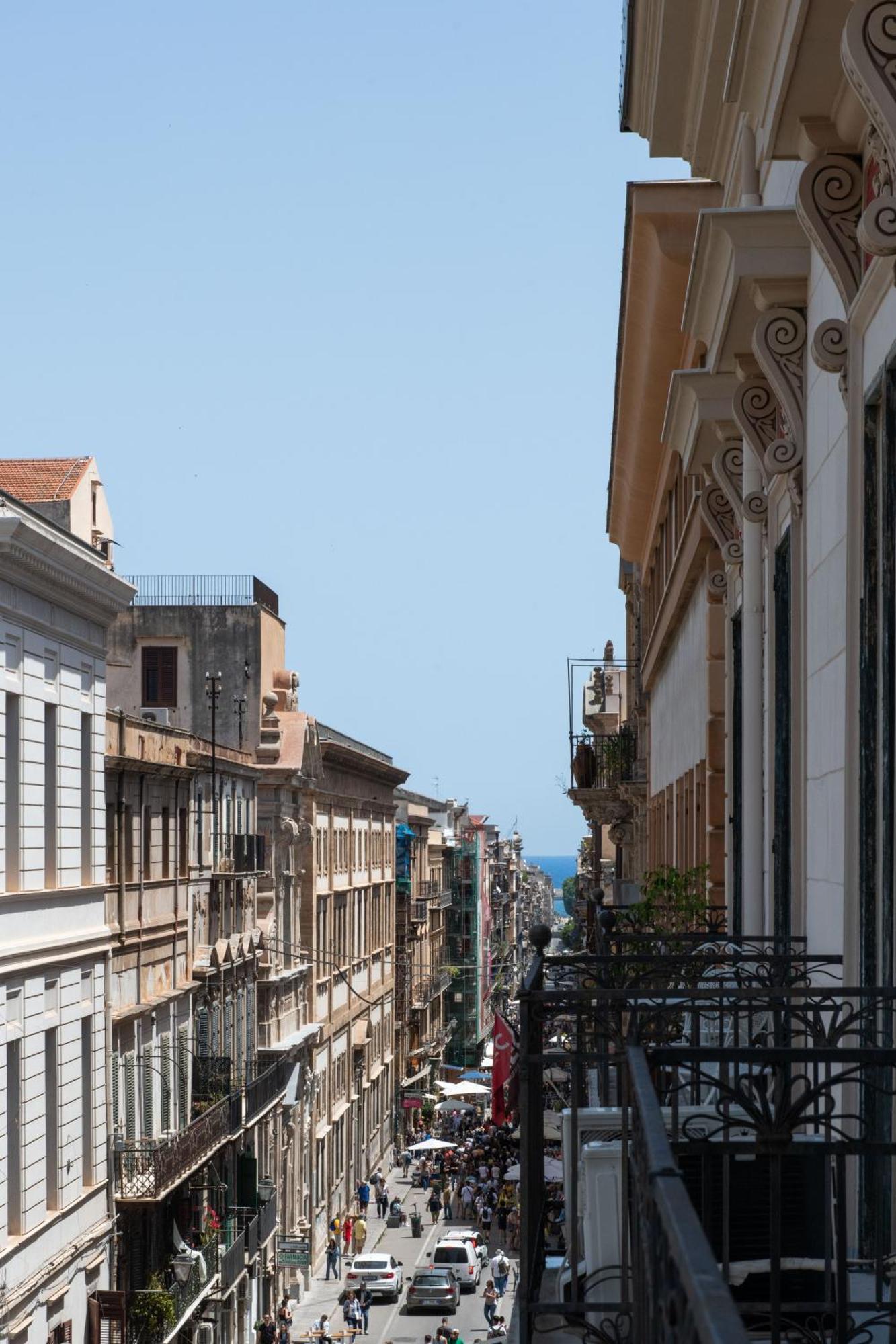 Cathedral View Apartments Palermo Bagian luar foto