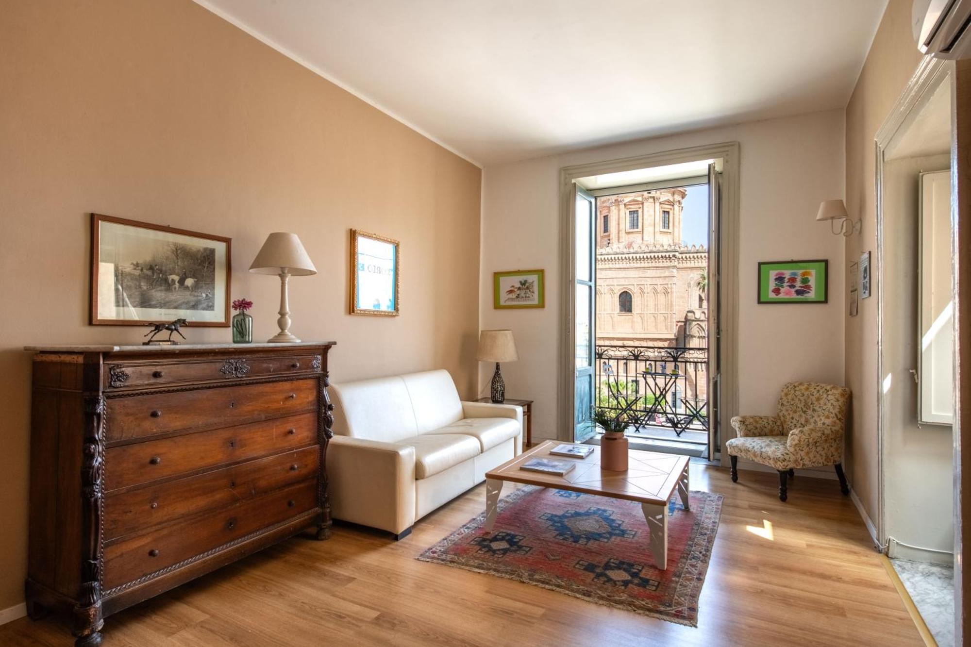 Cathedral View Apartments Palermo Bagian luar foto